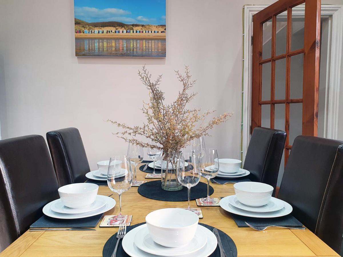 Вилла Coastal Escape In The Heart Of Saltburn Экстерьер фото
