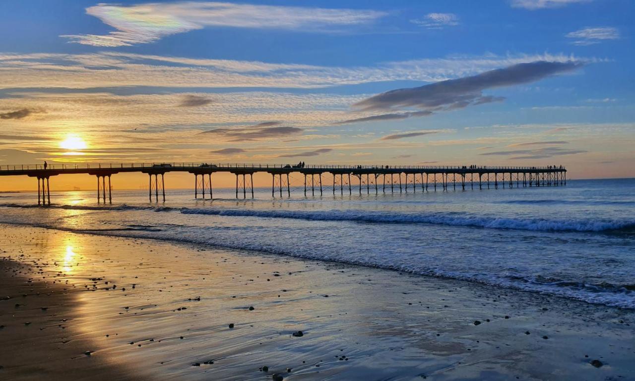 Вилла Coastal Escape In The Heart Of Saltburn Экстерьер фото